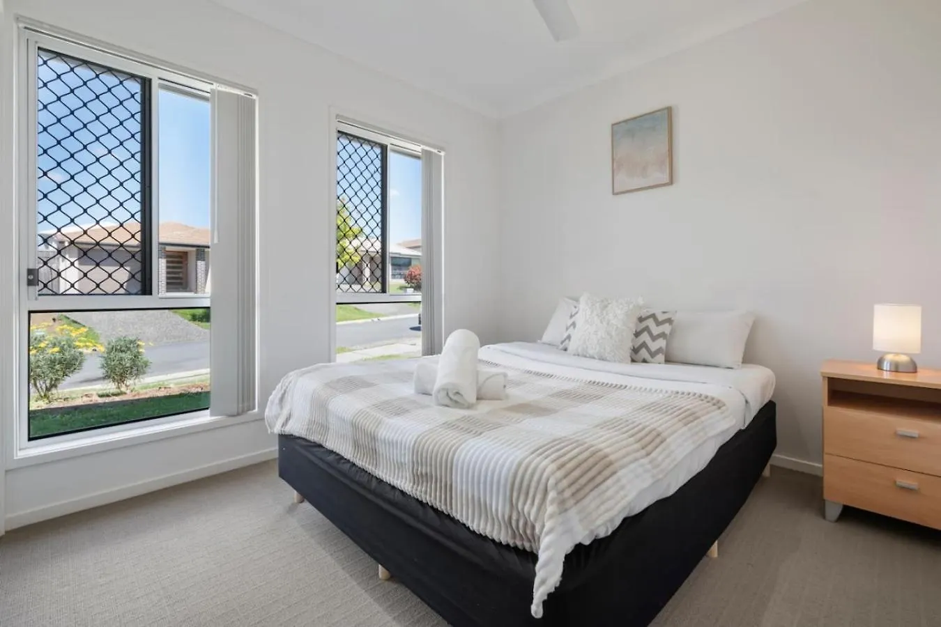 Modern 3Br Home In Peaceful Deebing Heights Loamside Holiday home